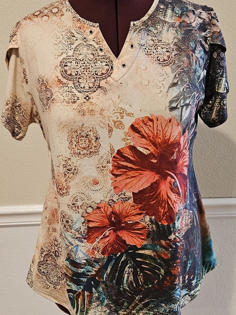Women’s Floral Print Short Sleeve Top - Red Floral